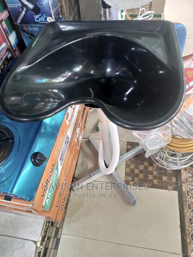 Sink With Stand - main view