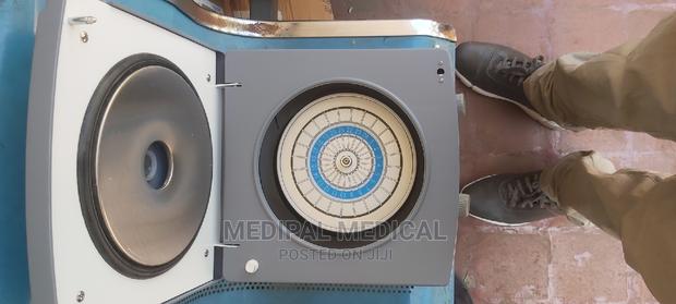 Hematocrit Centrifuge - main view