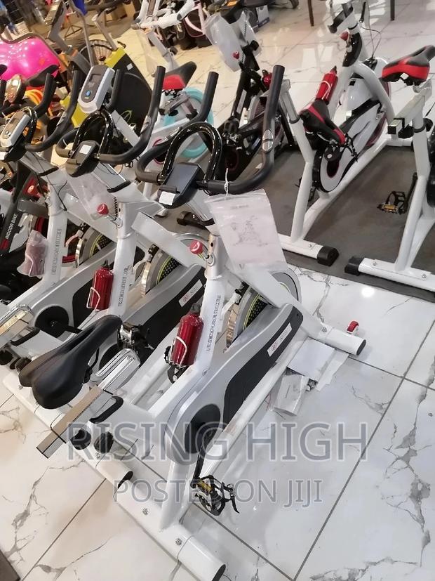 Heavy-Duty Commercial 15kgs Flywheel Spinning Bikes - thumbnail 3