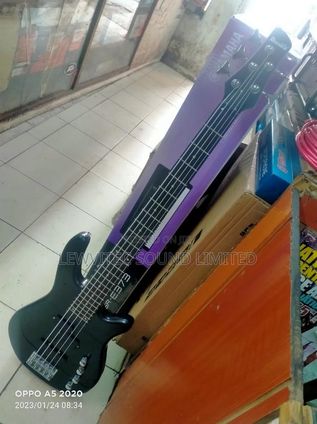 Black Bass Guitar 5 Strings