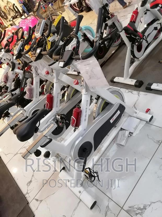 Good Quality 15kgs Flywheel Heavy-Duty Spinning Bikes