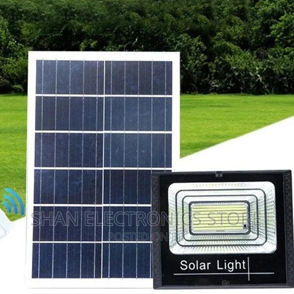 Incomparable Quality 200 Watts Solar Light Solar Floodlight