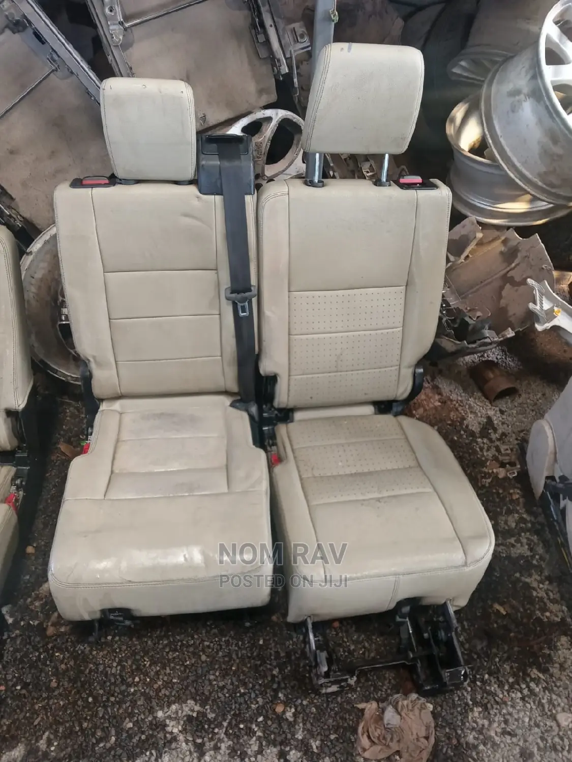Land Rover Defender/Puma/Discovery 3 Seats