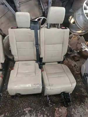 Land Rover Defender/Puma/Discovery 3 Seats
