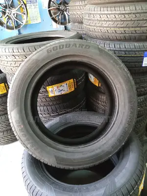 225/60r18 Goddard Tyre