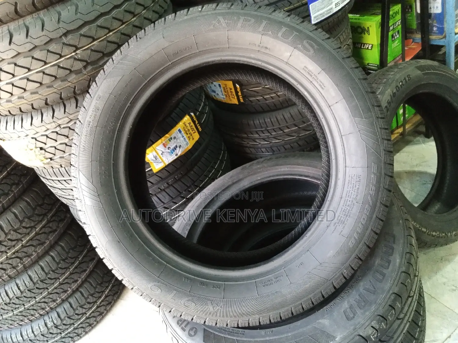 225/60r18 Aplus Tyre