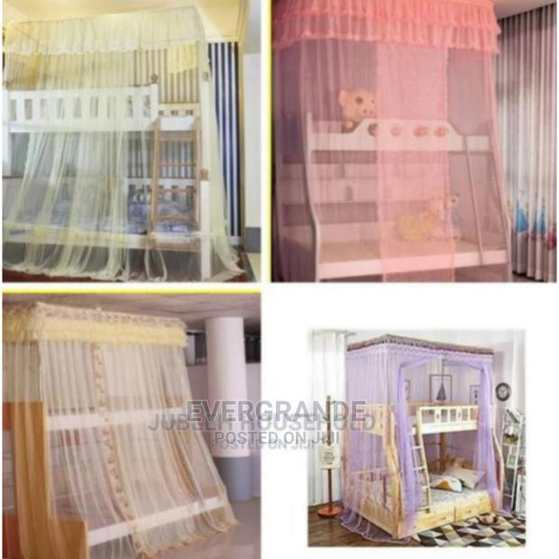 Classic Double Decker Mosquito Net.