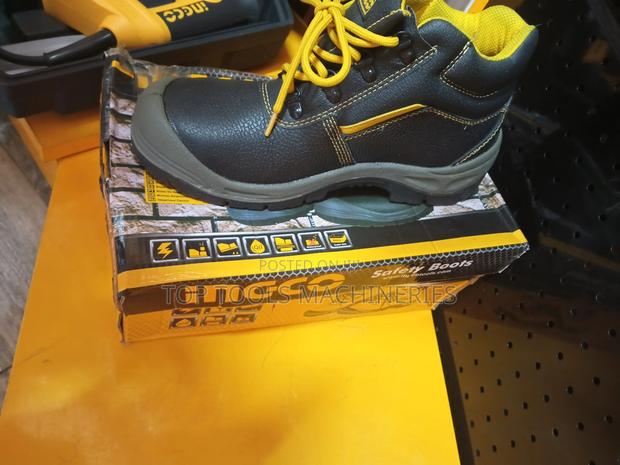 Safety Boots - main view