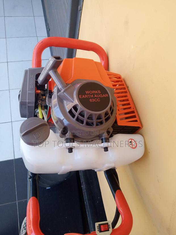 Earth Auger / Ground Drilling Machine - thumbnail 3