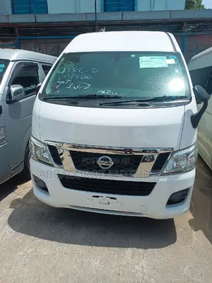 Nissan Caravan (Urvan) 2015 White