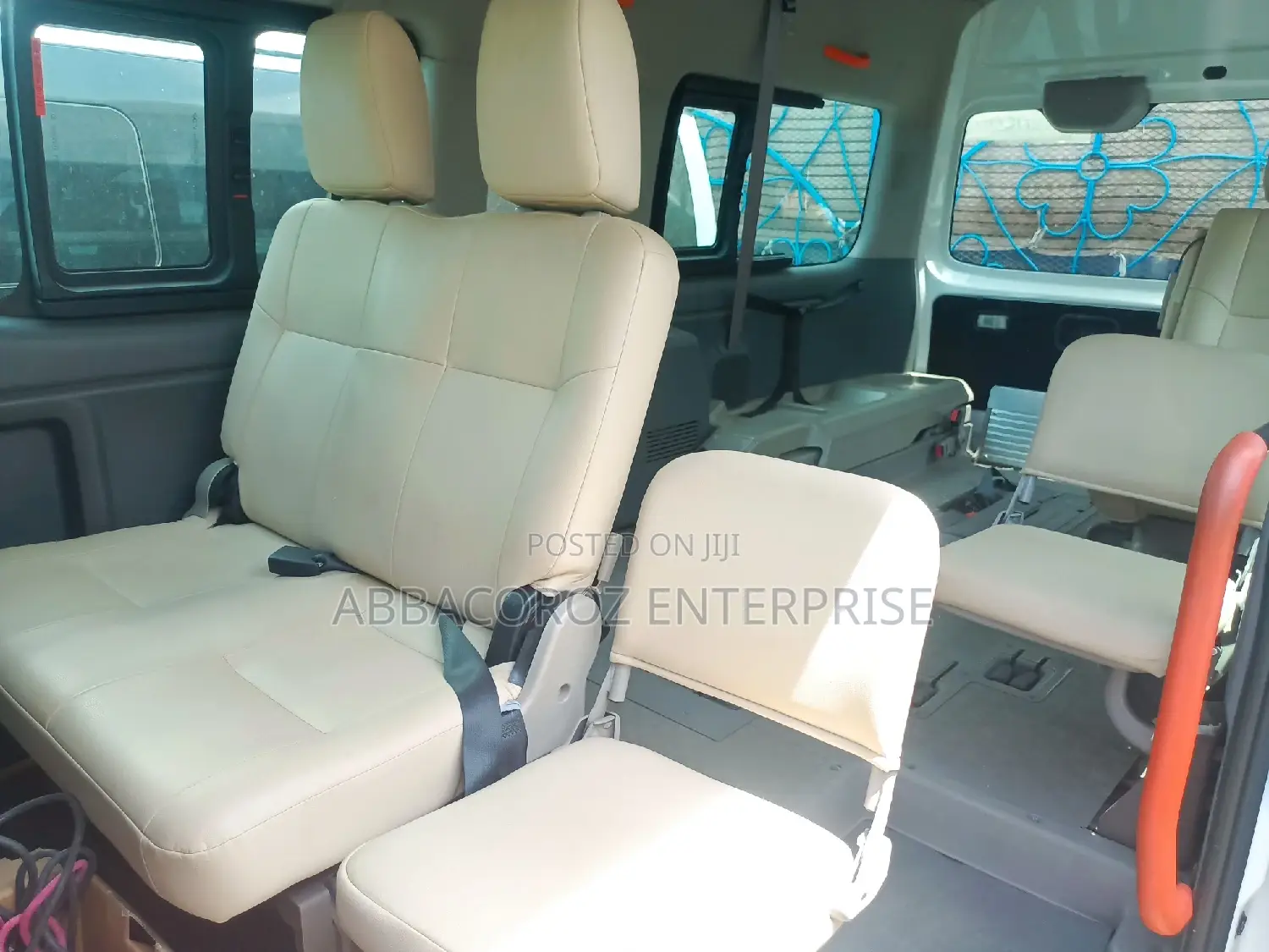 Nissan Caravan (Urvan) 2015 White