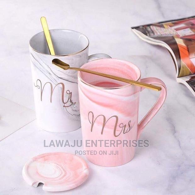 Valentines Mr Mrs Couple Mug Gift Set - thumbnail 3