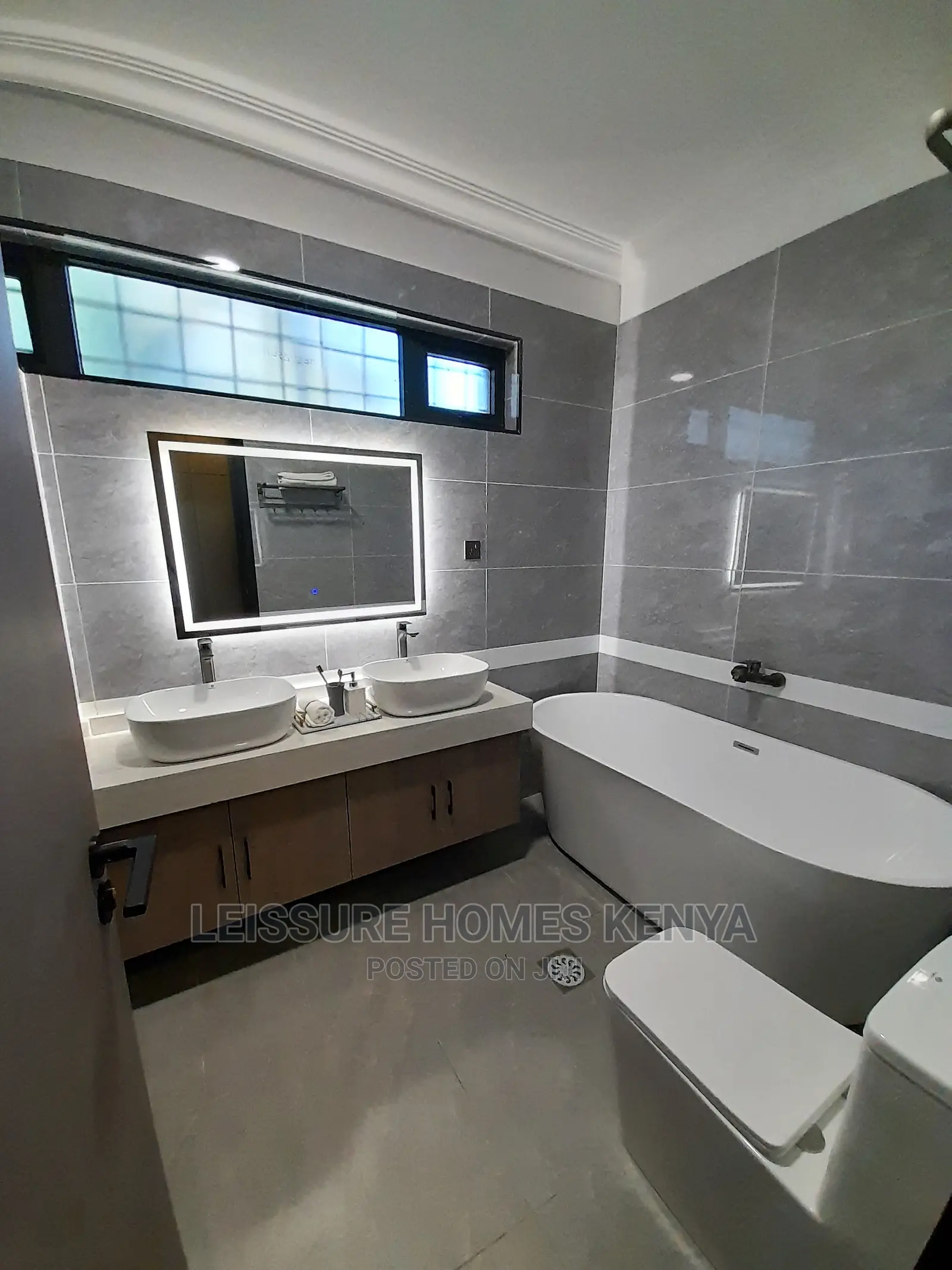 3bdrm Apartment in Valley Arcade for sale