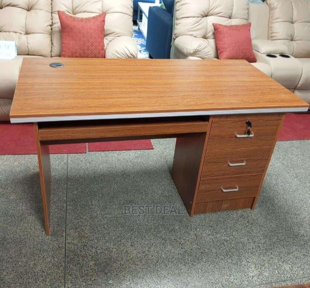 Office Desk 01
