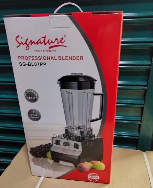 1500watts Signature Commercial Blender. - main view