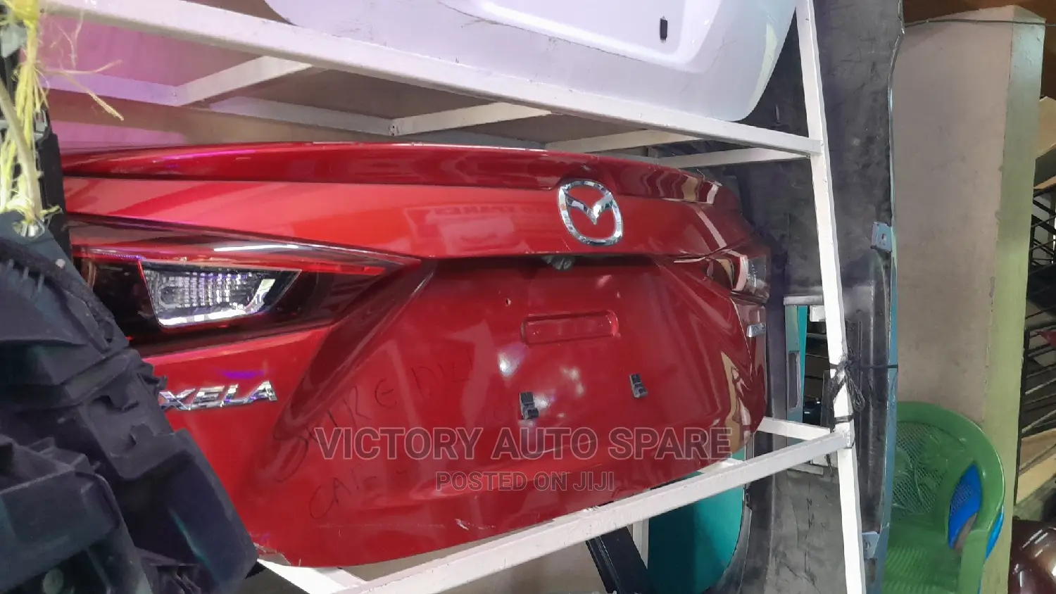 Mazda Axela 2012/2013 Boot Saloon
