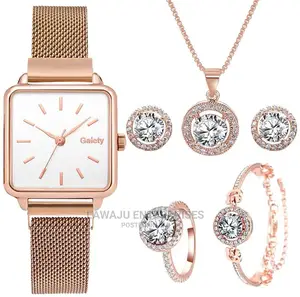 Valentines Quartz Watch Ladies Gift Set