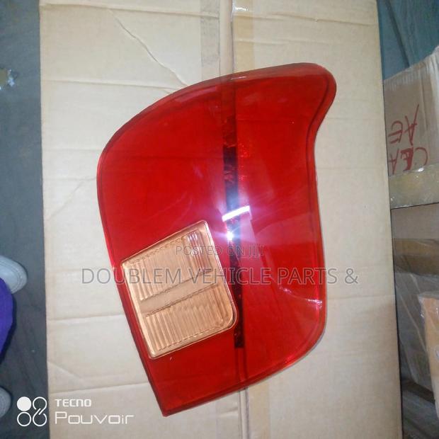 Tail Lens Toyota Corolla Fielder 2007 - thumbnail 2