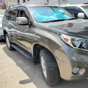 Toyota Land Cruiser Prado 2015 Gold