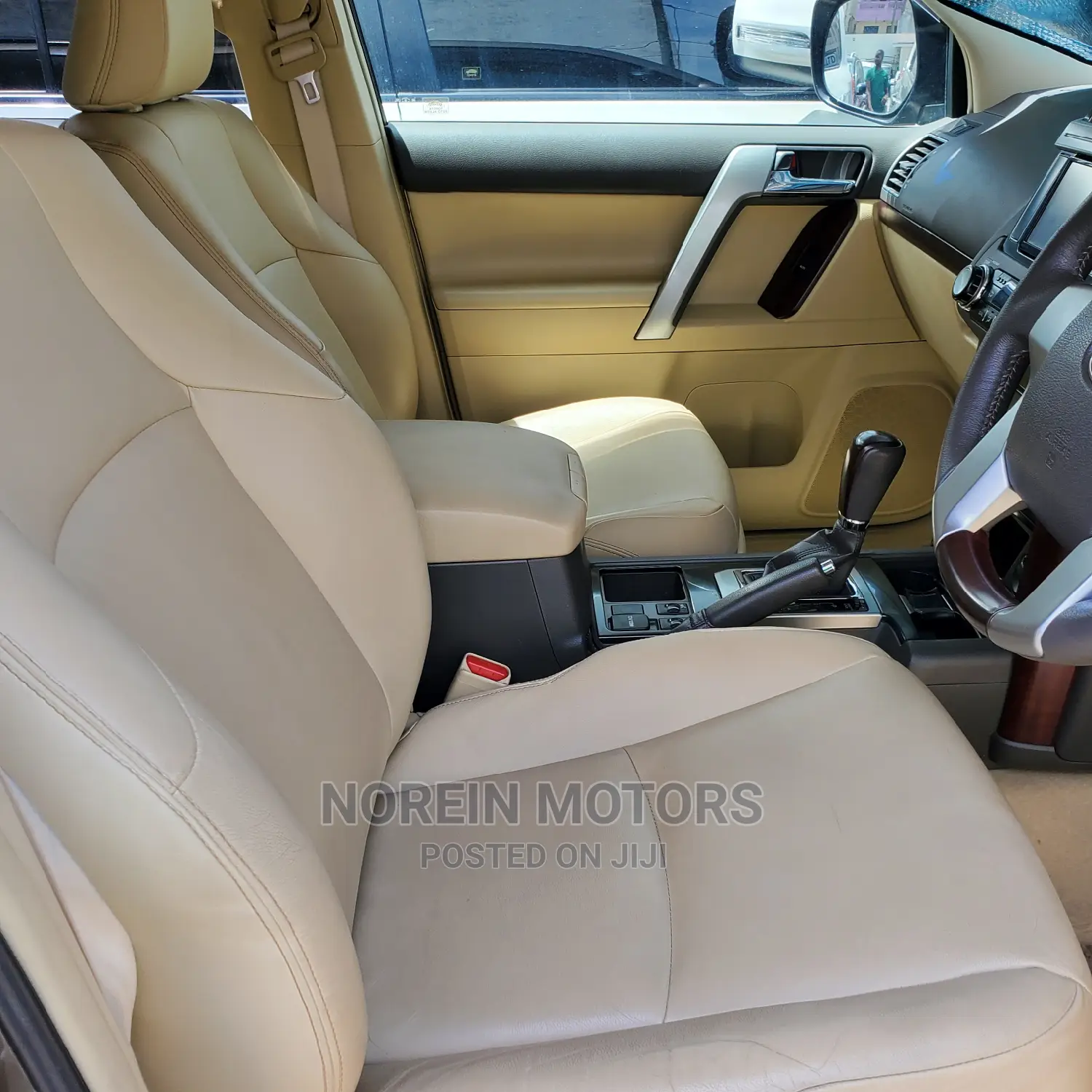 Toyota Land Cruiser Prado 2015 Gold