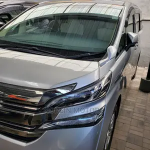 Toyota Vellfire 2016 Off White