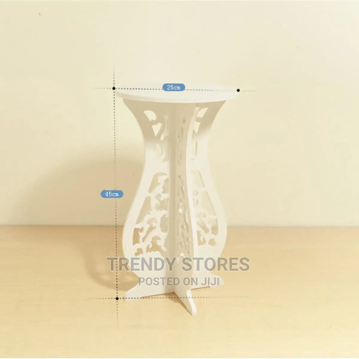 Quartered Decor/Coffee/ Flower Table + Place Mat .