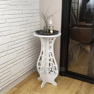 Quartered Decor/Coffee/ Flower Table + Place Mat .