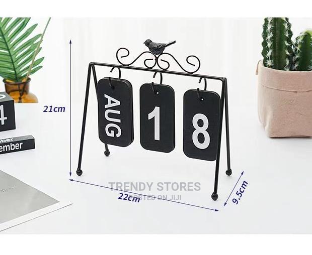 Hanging Date Calendar Display Gift Set - thumbnail 4