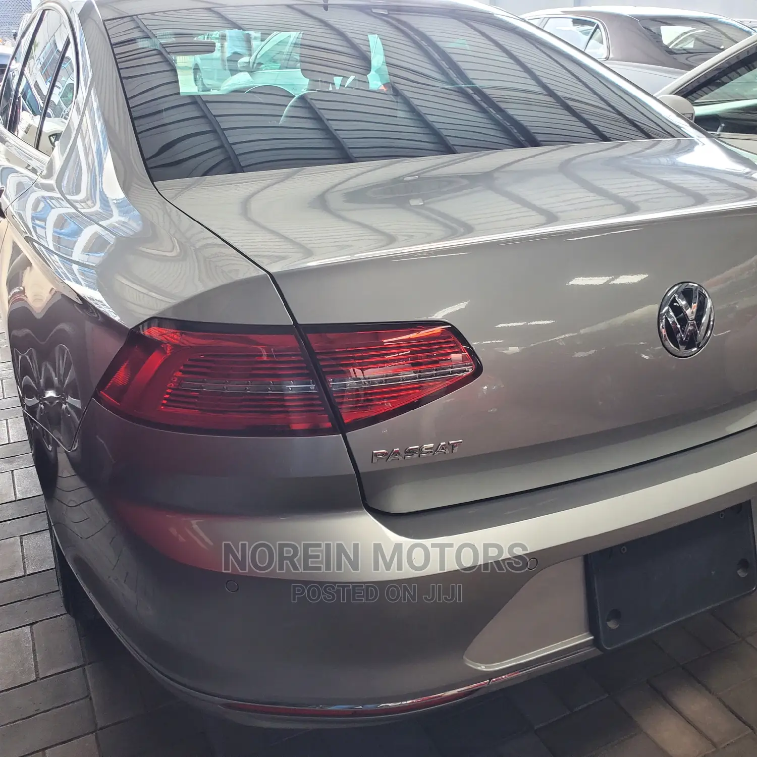 Volkswagen Passat 2016 Gold
