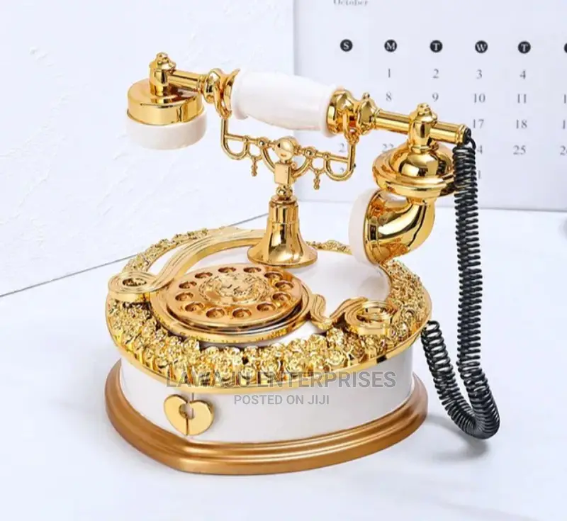 Valentine's Nordic Style Vintage Telephone Music Box Gift