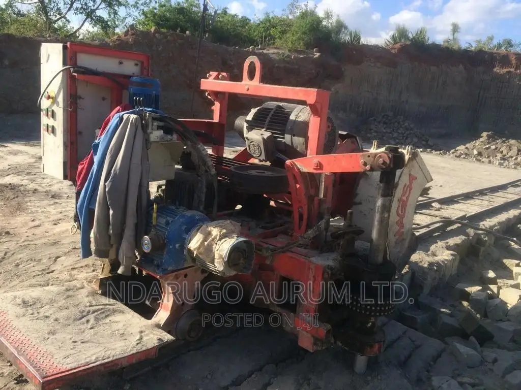 Magisa. Electric Stone Cutting Machine