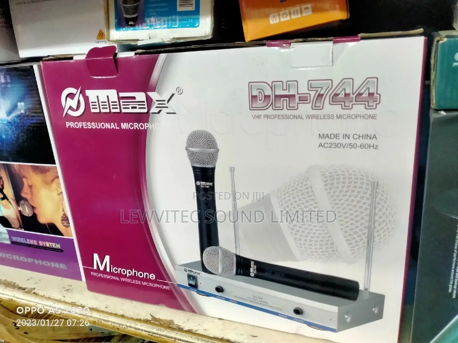 Max Vhf Proffessional Wireless Microphone