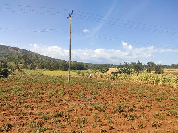 2.1 Acres Kiangwachi Sagana/Karatina Highway - main view