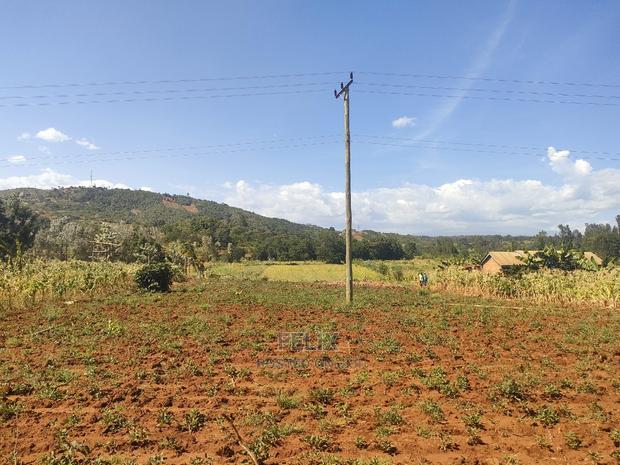 2.1 Acres Kiangwachi Sagana/Karatina Highway - thumbnail 4