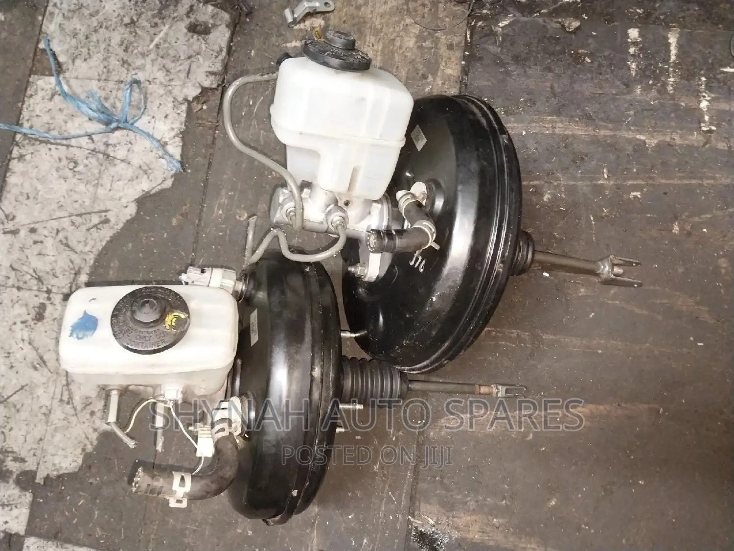 Brake Booster Complete and Master Cylinder Prado J120 J150