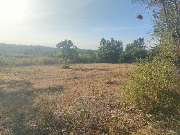 1 Acre Sagana/ Makutano Highway Riandila - thumbnail 5