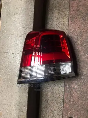 Toyota Landcruiser V8 200series Backlight