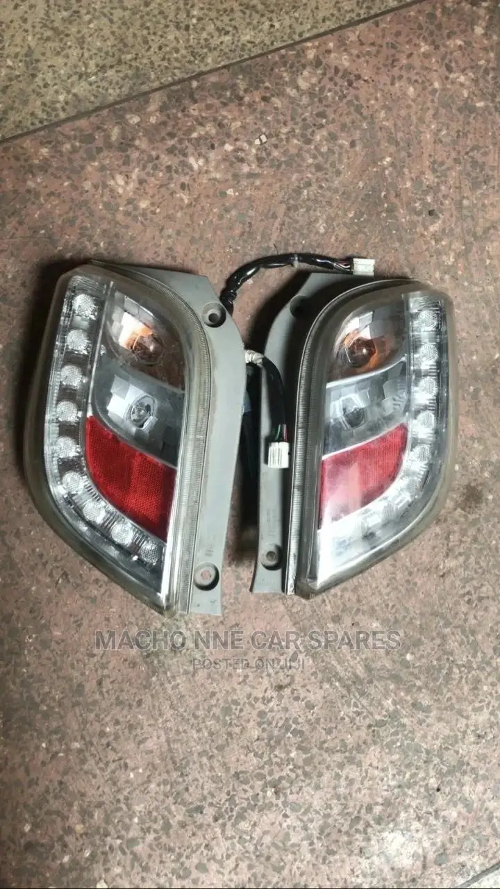 Dihatsu Mira Es 2015 Backlight
