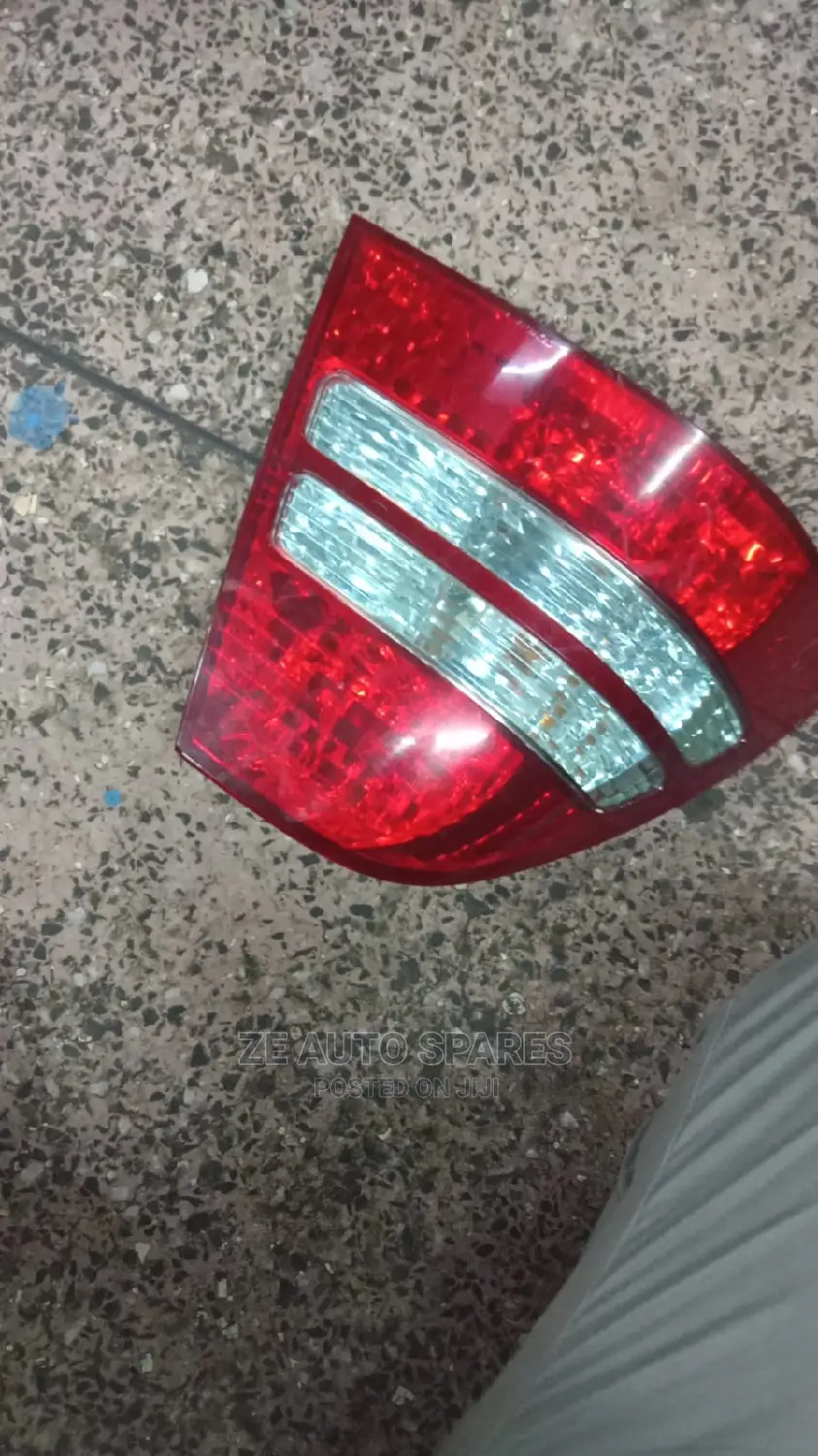 Nze 2002 Taillight