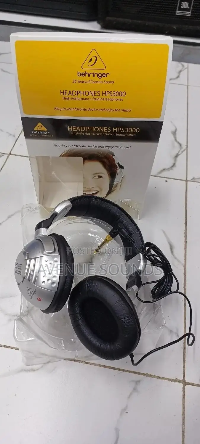 Behringer HPS3000 High Performance Studio Headphones
