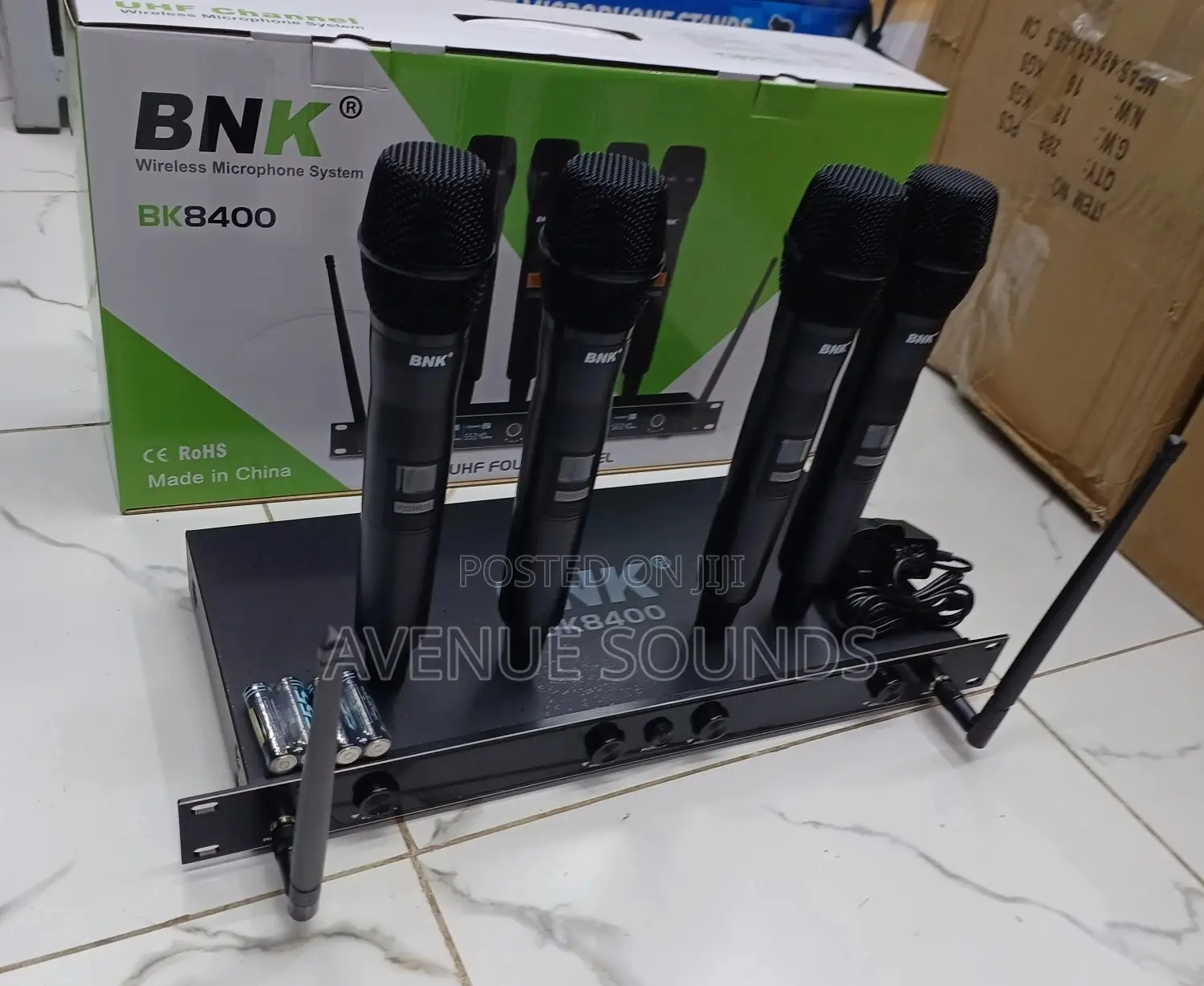 BNK8400 4in1 Wireless Microphones