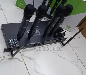 BNK8400 4in1 Wireless Microphones