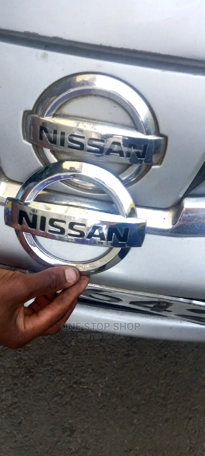 Nissan Logos (Different Sizes)