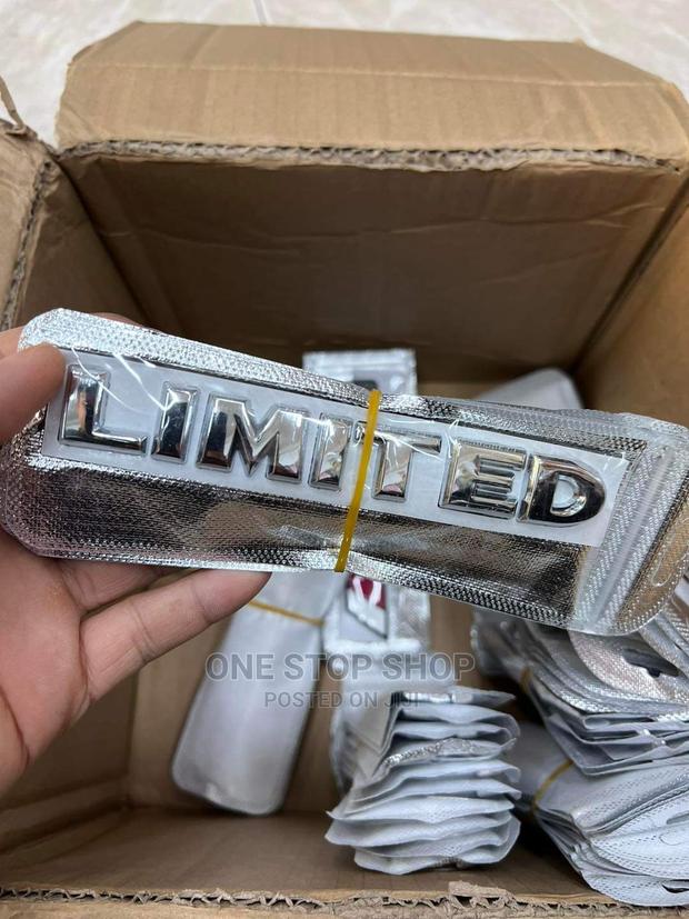 LIMITED Silver Badge - main view