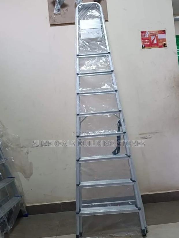 7 Steps Aluminium Household Step Ladder - thumbnail 3