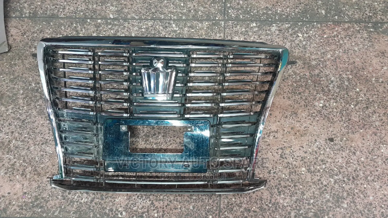 Crown Grill 2014/2015 Model