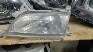 Premio Nyoka Headlight Ex Japan
