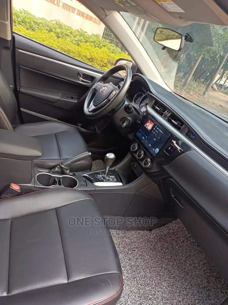 Car Fitted With Grey PVC Coil Mats (Roll 310*60cm)