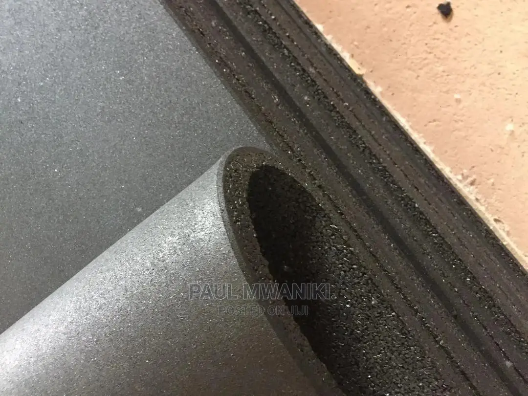 Quality Heavy Duty Gym Flooring Rubber Mats 1m×1m×15mm.