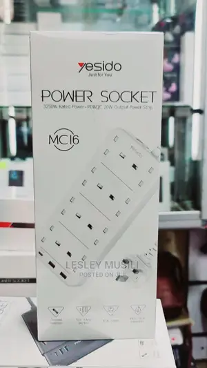 11 in 1 Expansion Socket, Porous Multi- Socket: 8 UK Socket